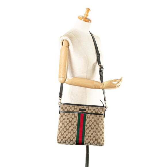 GUCCI Black Leather Shoulder Bag - Picture 13 of 13